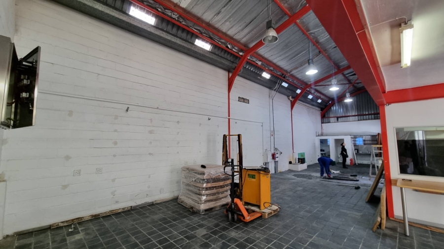 To Let Commercial Property for Rent in Woodstock Western Cape